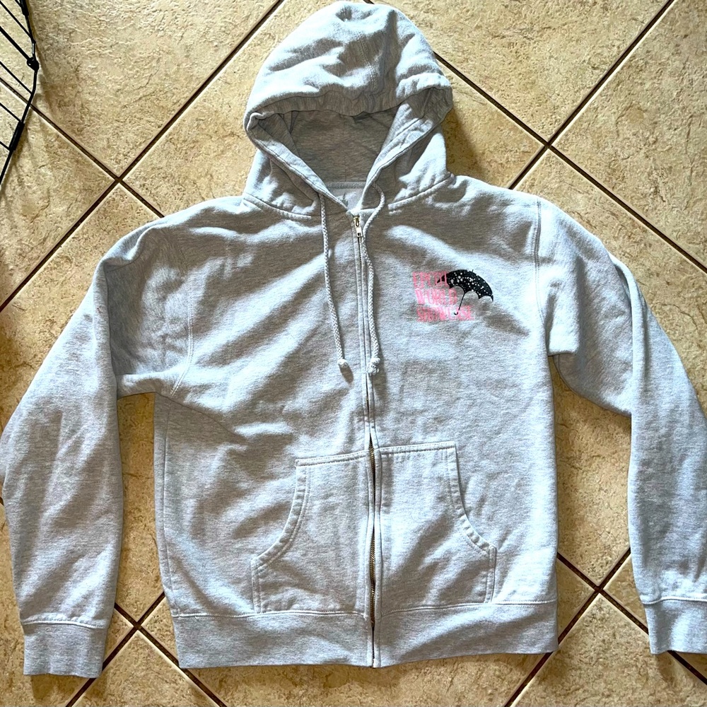 Woman’s XL Mary poppins zip-up sweatshirt